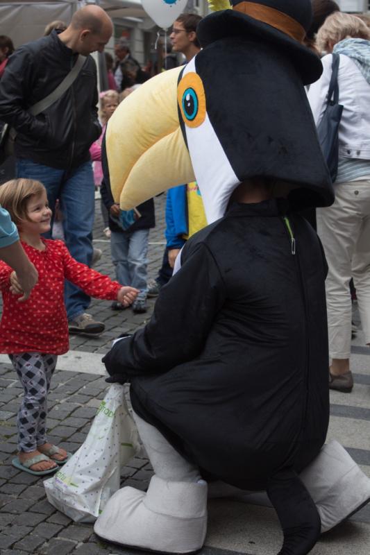 Vor allem bei den Kindern war das Maskottchen beliebt. :-)